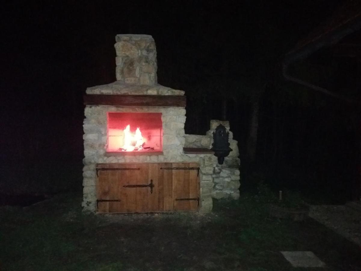 Holiday House Apartment Voukov Mlin Smarje pri Jelsah ภายนอก รูปภาพ